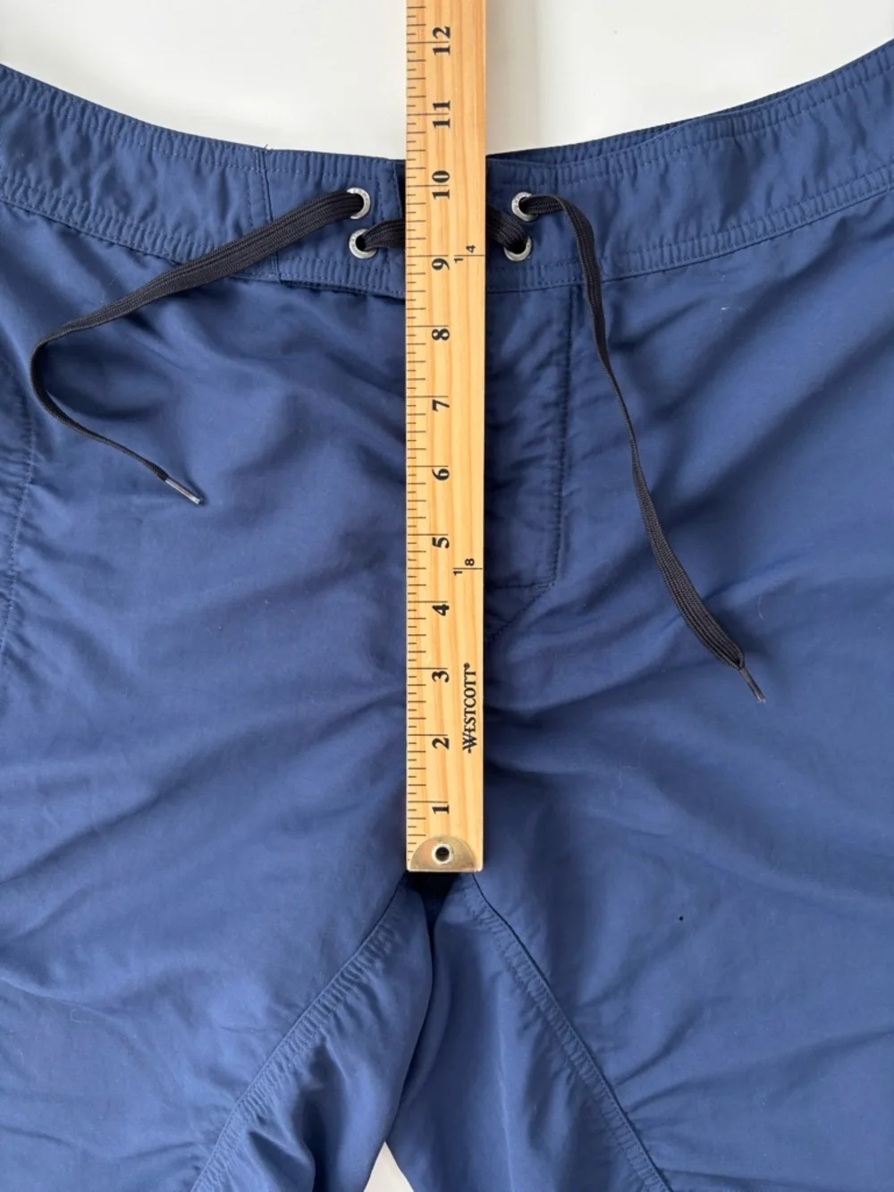 Patagonia Men’s Navy Blue Wavefarer II Board Shorts Surf Swim Size 32